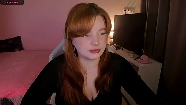 Snapshot of _Lisa_x chatting on December 2024 04:29:02 PM  Lisa x online show from December 2024 04:29:02 PM