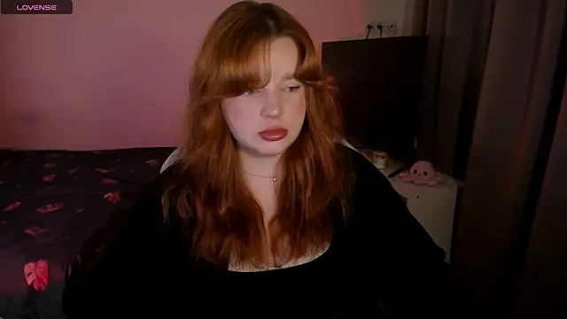Snapshot of _Lisa_x chatting on December 2024 05:16:01 AM  Lisa x online show from December 2024 05:16:01 AM
