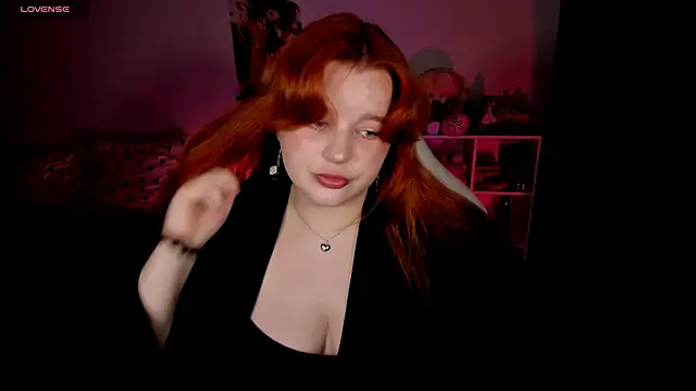 Snapshot of _Lisa_x chatting on October 2025 04:46:01 PM  Lisa x online show from October 2025 04:46:01 PM