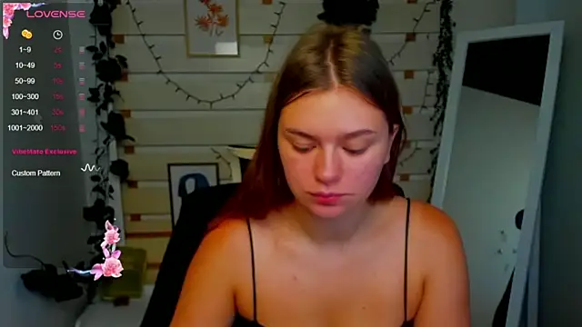 Snapshot of Josephine_Kiss chatting on July 2026 01:51:01 PM Josephine Kiss online show from July 2026 01:51:01 PM