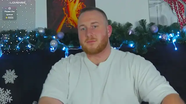 Snapshot of RoddyStill chatting on December 2024 11:33:01 AM RoddyStill online show from December 2024 11:33:01 AM