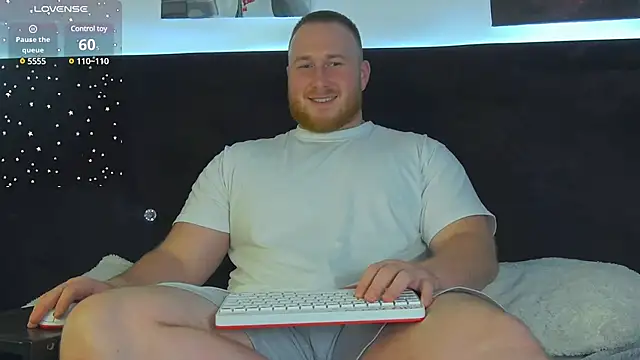 Snapshot of RoddyStill chatting on January 2025 10:59:02 AM RoddyStill online show from January 2025 10:59:02 AM