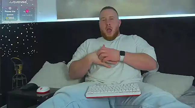 Snapshot of RoddyStill chatting on March 2025 02:12:01 PM RoddyStill online show from March 2025 02:12:01 PM