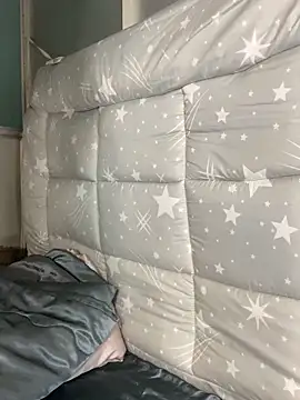 ninini92 online show from December 2024 01:36:02 PM