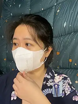 ninini92 online show from January 2025 04:41:01 PM