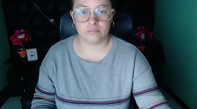 SaraThomso online show from December 2024 02:54:01 AM