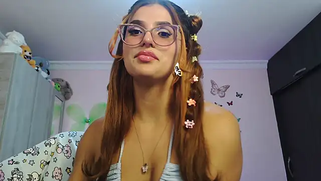 caroline jonson online show from December 2025 09:42:01 PM