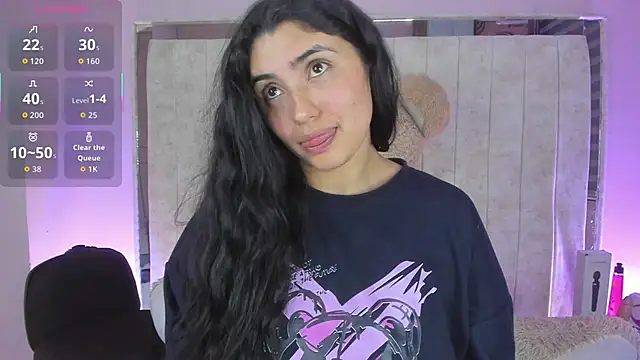 Danna 777  online show from November 2025 09:32:02 AM