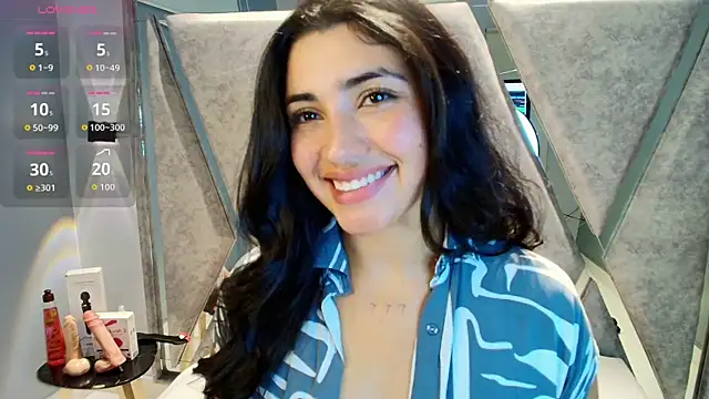 Danna 777  online show from December 2025 04:26:01 PM