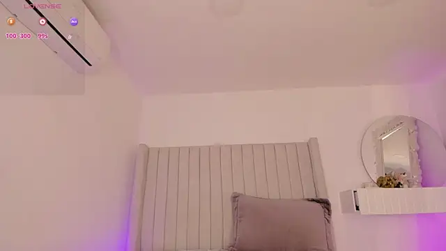 Shelynna azzul online show from July 2026 12:46:02 PM
