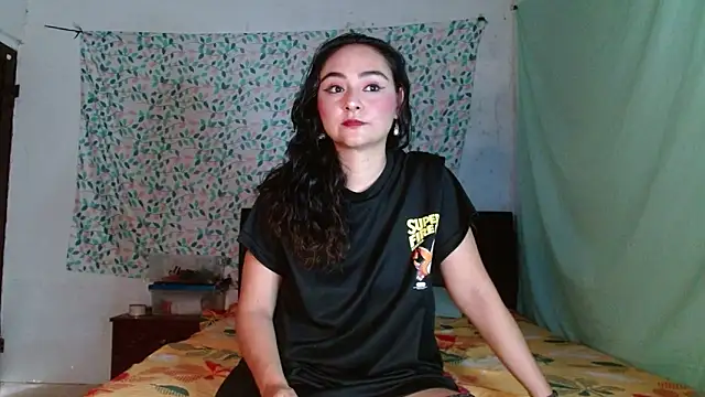 Snapshot of Kaory_32 chatting on July 2026 09:13:01 PM Kaory 32 online show from July 2026 09:13:01 PM