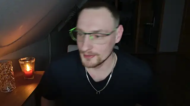 Snapshot of Relsxboy chatting on February 2025 10:34:02 PM Relsxboy online show from February 2025 10:34:02 PM