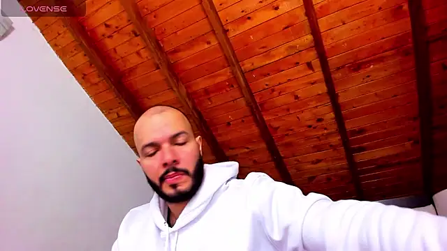 Tom Bailey online show from March 2026 12:52:02 PM