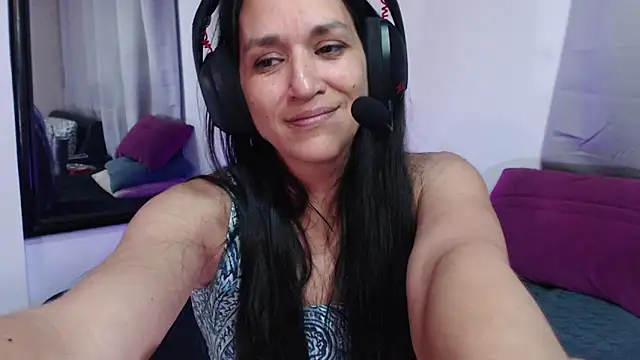 Snapshot of diosa78afrodita chatting on April 2026 04:20:02 AM diosa78afrodita online show from April 2026 04:20:02 AM