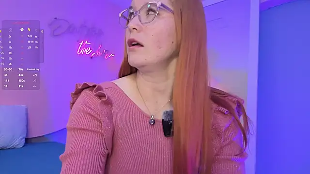 Snapshot of AllisonRoberts_ chatting on April 2026 09:32:02 AM AllisonRoberts online show from April 2026 09:32:02 AM