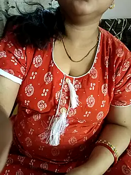 cuteyqueen online show from April 2026 06:55:02 AM