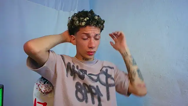 mateodeamjo online show from April 2026 04:19:01 AM