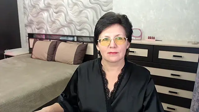 VitaCharm online show from February 2025 06:32:02 PM