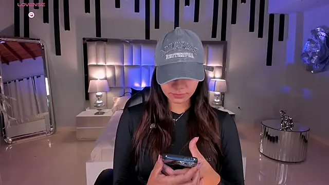 AllyJensen online show from April 2026 10:27:01 AM