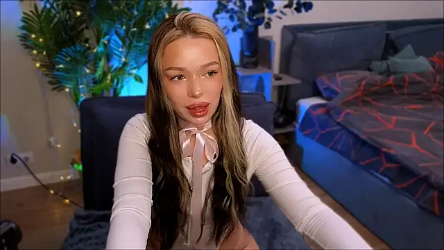 Snapshot of Lily_Yin chatting on February 2025 05:58:01 AM Lily Yin online show from February 2025 05:58:01 AM