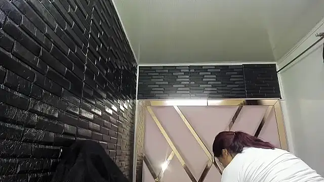 Snapshot of DaianaLutz chatting on January 2026 02:19:01 PM DaianaLutz online show from January 2026 02:19:01 PM