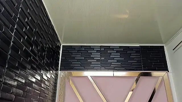 Snapshot of DaianaLutz chatting on January 2026 01:35:02 PM DaianaLutz online show from January 2026 01:35:02 PM