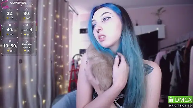 JustMeowGirl online show from February 2026 05:36:01 AM