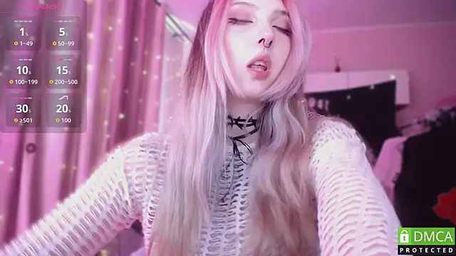 Snapshot of JustMeowGirl chatting on June 2026 05:44:01 AM JustMeowGirl online show from June 2026 05:44:01 AM