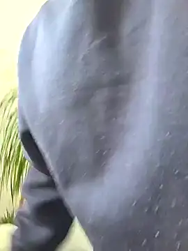 Schnubby1 online show from February 2025 02:21:01 PM