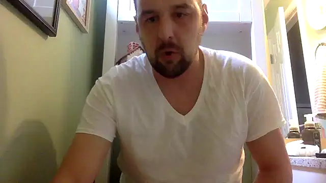 Snapshot of Kink_Master_Daddy chatting on April 2026 02:25:01 PM Kink Master Daddy online show from April 2026 02:25:01 PM