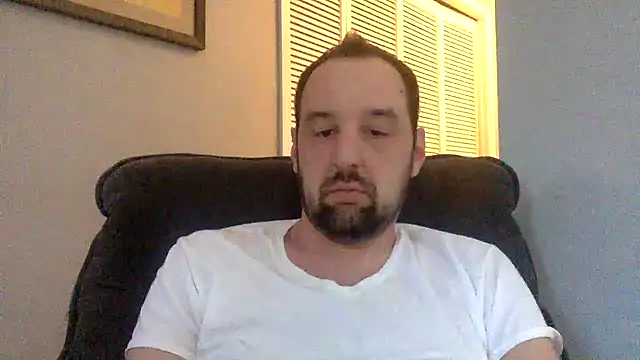 Snapshot of Kink_Master_Daddy chatting on April 2026 12:59:02 AM Kink Master Daddy online show from April 2026 12:59:02 AM