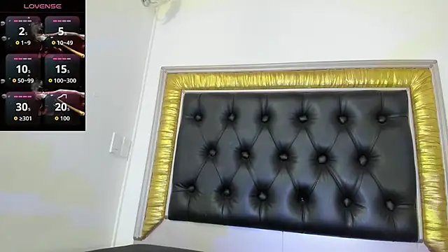 Foxy Assh  online show from January 2026 04:59:01 AM