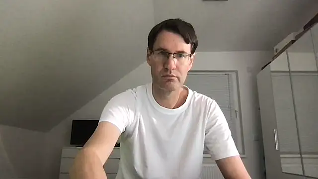 zxzx cam1 online show from December 2024 04:06:01 PM