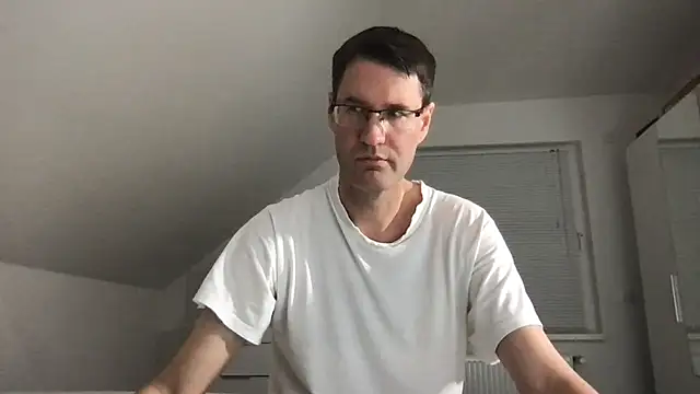 zxzx cam1 online show from December 2024 04:46:02 PM