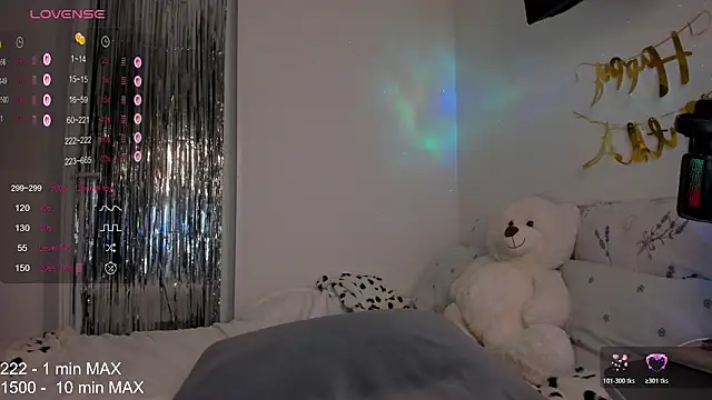 HANNA MONTANAS online show from February 2026 07:40:01 PM