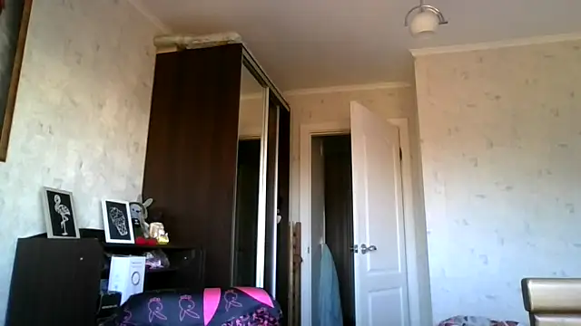 AngelinaLove28 online show from October 2025 06:58:01 AM