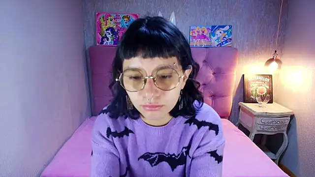 Snapshot of charlottemoonxz chatting on July 2026 06:02:02 PM charlottemoonxz online show from July 2026 06:02:02 PM