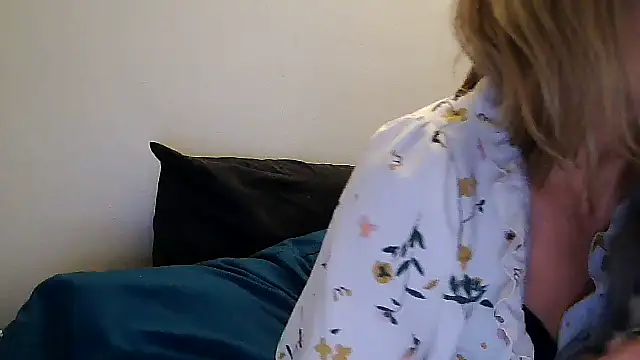 anechka1 online show from January 2026 01:53:01 AM