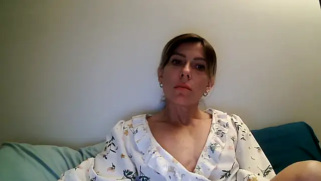 Snapshot of anechka1 chatting on May 2026 12:37:01 AM anechka1 online show from May 2026 12:37:01 AM