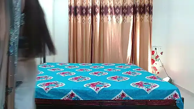 Baby girl sophia online show from January 2025 06:43:02 PM