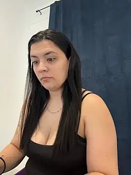 LuciaLoca online show from February 2026 08:35:01 AM