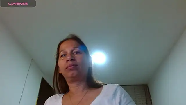 Snapshot of CaroMasha chatting on April 2026 11:11:02 AM CaroMasha online show from April 2026 11:11:02 AM