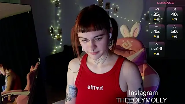 Snapshot of LolyMolli chatting on March 2025 05:17:02 PM LolyMolli online show from March 2025 05:17:02 PM