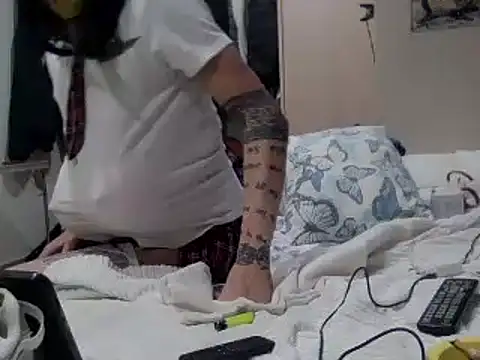 Kamaleonix online show from December 2024 01:34:01 AM