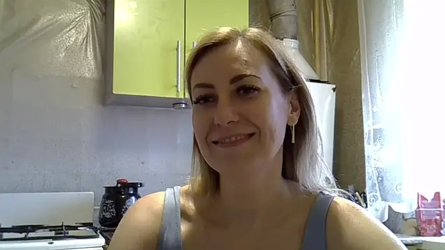 AshleyXHoney online show from December 2024 08:41:01 AM