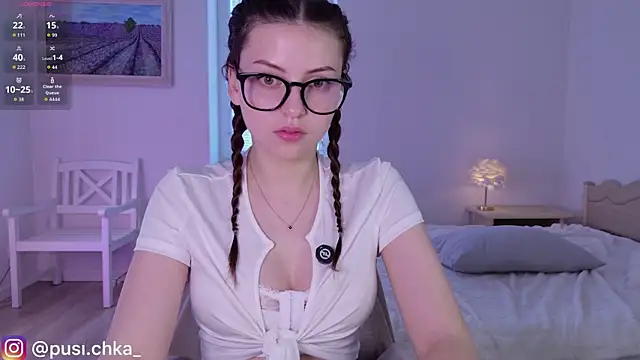 Snapshot of pusichka chatting on June 2026 06:21:02 AM pusichka online show from June 2026 06:21:02 AM