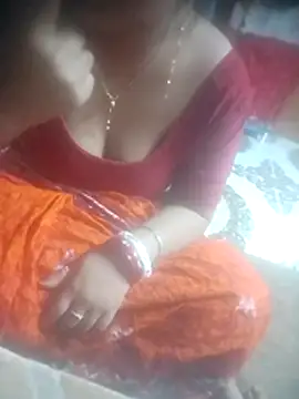 Snapshot of Working- chatting on February 2026 12:45:02 PM Working- online show from February 2026 12:45:02 PM