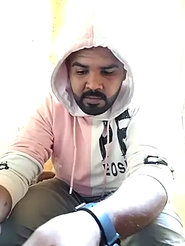 ListedLoin online show from January 2025 06:45:01 AM