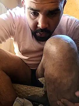 ListedLoin online show from February 2025 12:03:02 PM