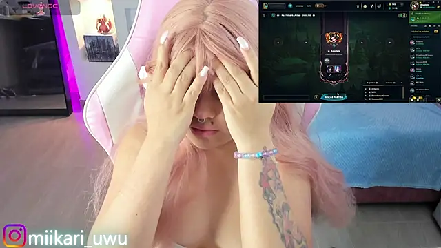 Snapshot of Ahri_Elderwood chatting on January 2025 07:10:02 AM Ahri Elderwood online show from January 2025 07:10:02 AM